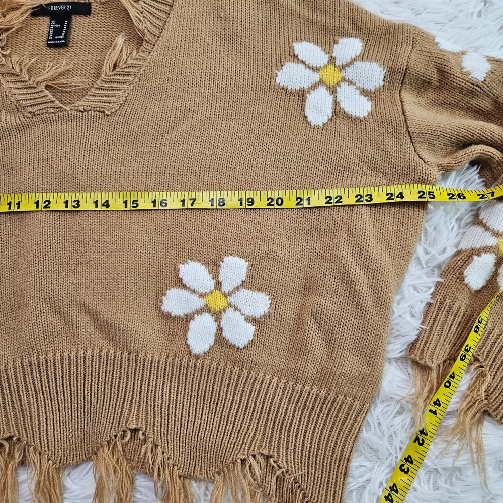Forever 21 Womens Distressed Daisy Floral V-Neck Sweater Camel Tan Sz M - Picture 5 of 7